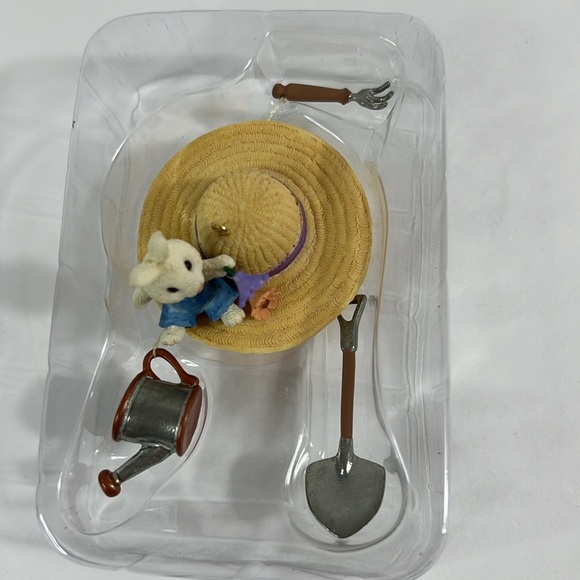 Hallmark Keepsake Ornament Time in the Garden Handcrafted Cast Metal - Picture 5 of 7